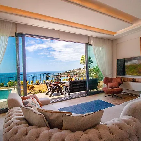 Villa Large Royal